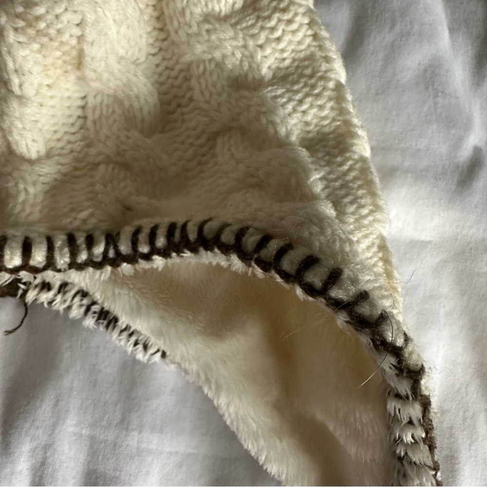Cream Winter Hat - Picture 3 of 8